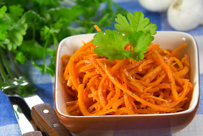 Чем полезна морковь по-корейски